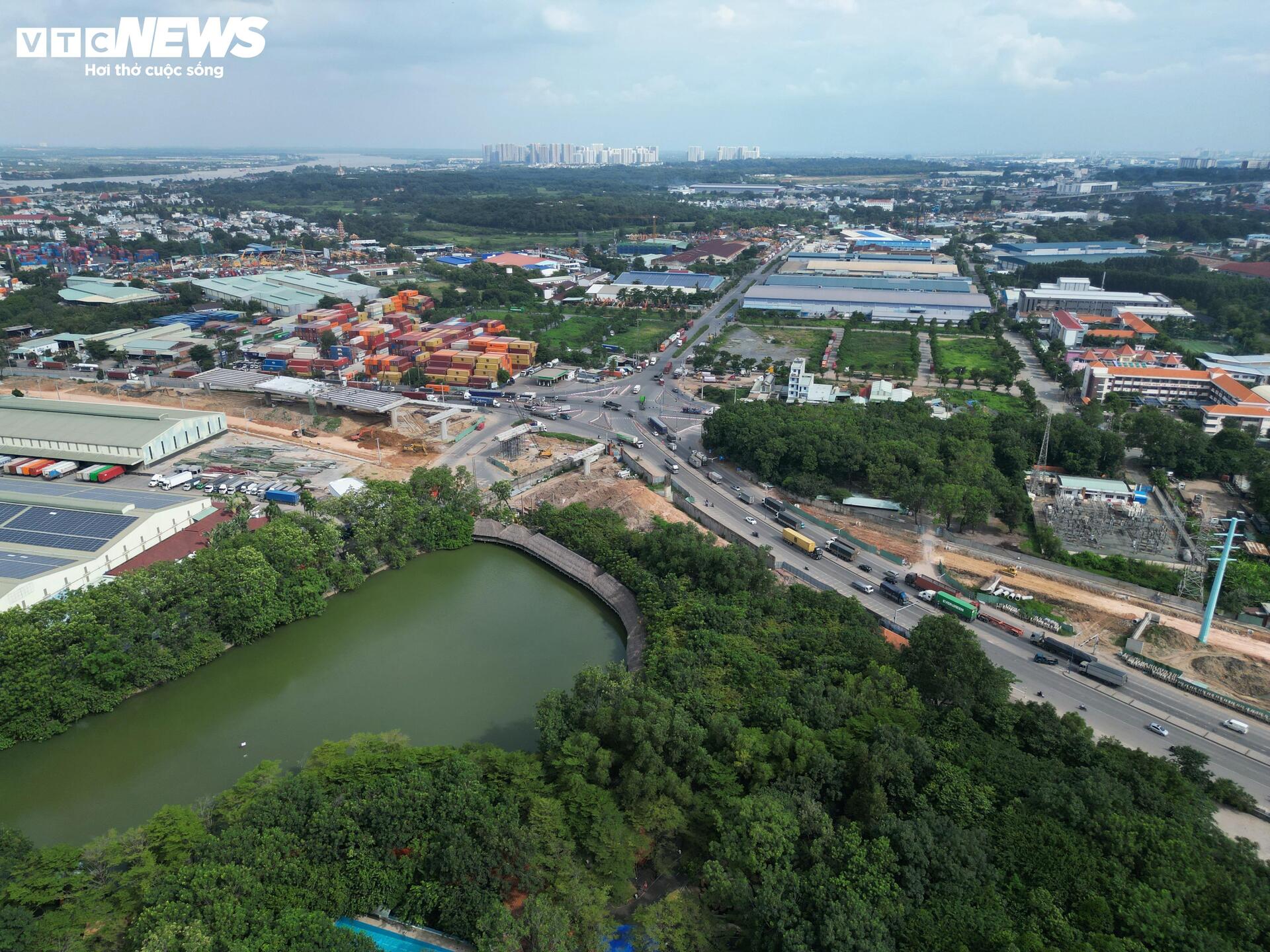 Cận cảnh tuyến Metro sẽ nối khu công nghiệp lớn nhất nước với trung tâm TP.HCM- Ảnh 5. Cận cảnh tuyến Metro sẽ nối khu công nghiệp lớn nhất nước với trung tâm TP.HCM- Ảnh 5.