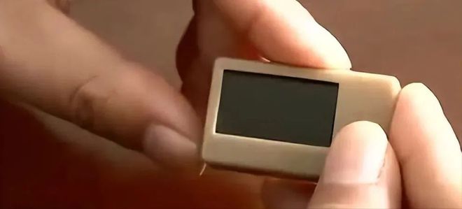 Thi đại học, nam sinh ở Trung Quốc liên tục dùng tẩy xóa đi đáp án đã điền, giám thị liếc nhìn rồi lập tức báo cảnh sát- Ảnh 2. Thi đại học, nam sinh ở Trung Quốc liên tục dùng tẩy xóa đi đáp án đã điền, giám thị liếc nhìn rồi lập tức báo cảnh sát- Ảnh 2.