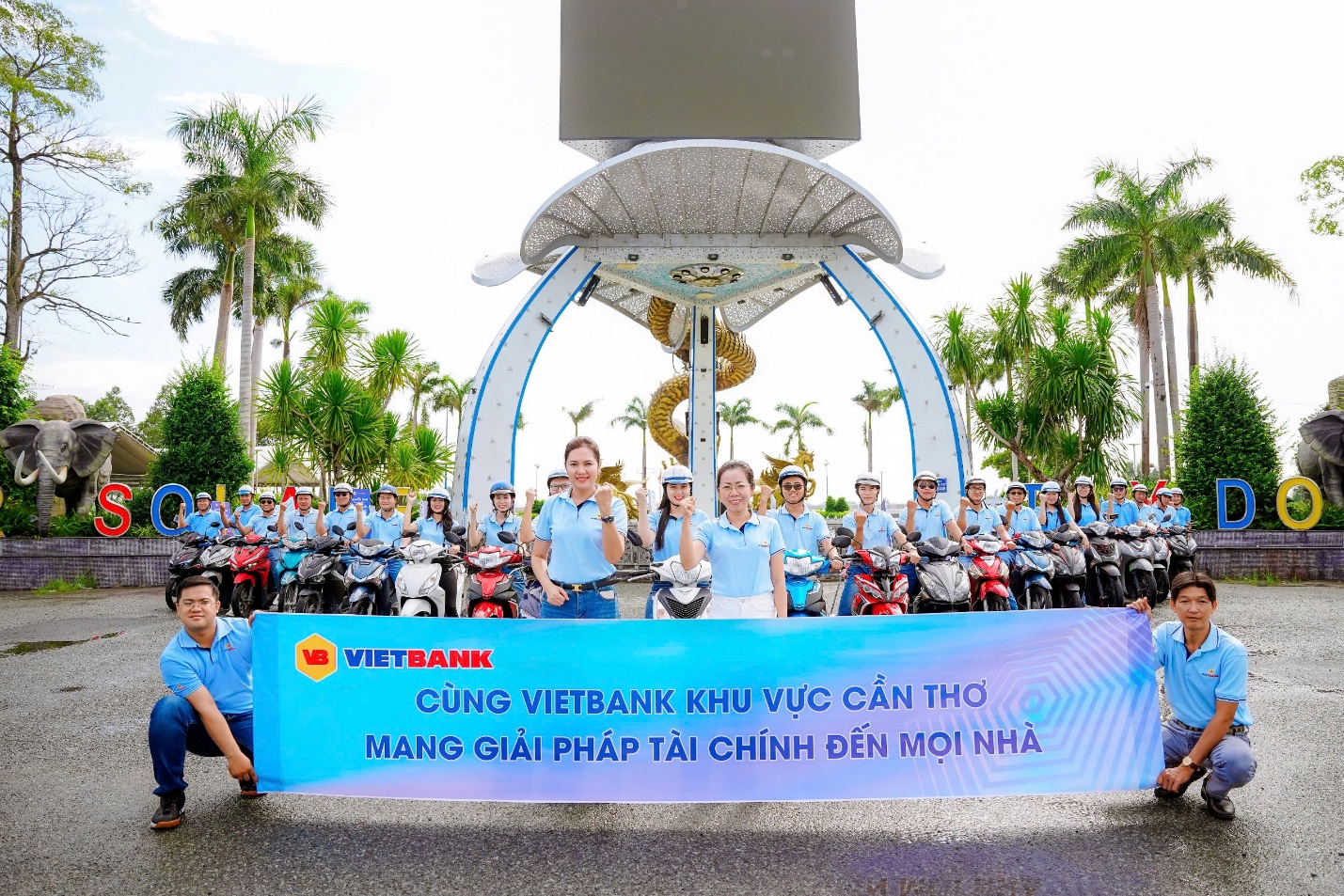 Chào tháng 7, Vietbank khu vực Cần Thơ mang giải pháp tài chính đến mọi nhà- Ảnh 2. Chào tháng 7, Vietbank khu vực Cần Thơ mang giải pháp tài chính đến mọi nhà- Ảnh 2.