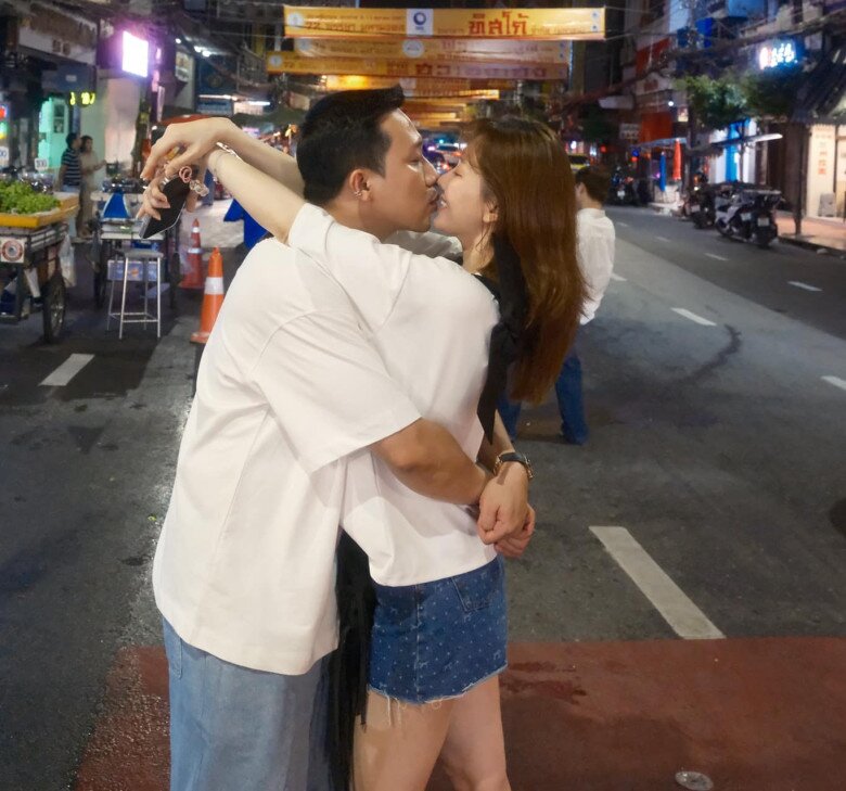Trấn Thành khóc nhắn nhủ tới vợ: "Cứ sống theo cách em muốn"- Ảnh 1.