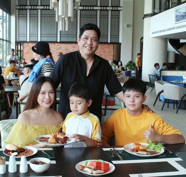 Con trai bị tăng động giảm chú ý, vợ chồng Đức Thịnh - Thanh Thuỷ gác lại mọi công việc để chăm con- Ảnh 2. Con trai bị tăng động giảm chú ý, vợ chồng Đức Thịnh - Thanh Thuỷ gác lại mọi công việc để chăm con- Ảnh 2.