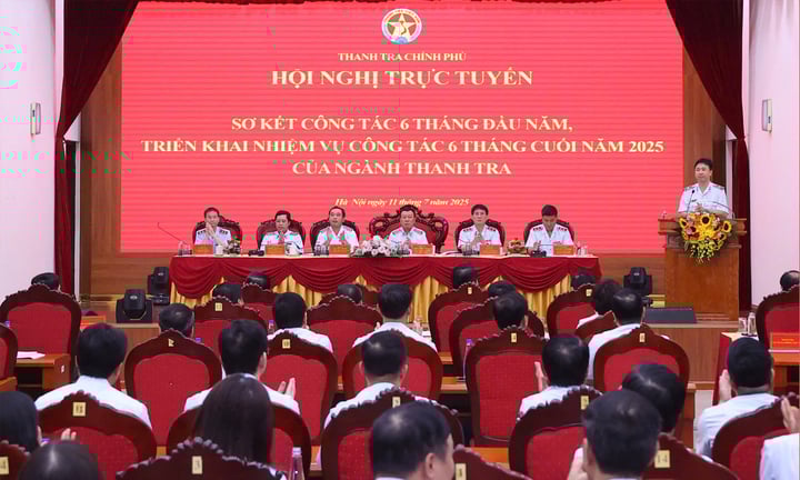 8 người kê khai tài sản, thu nhập không trung thực bị kỷ luật- Ảnh 1. 8 người kê khai tài sản, thu nhập không trung thực bị kỷ luật- Ảnh 1.