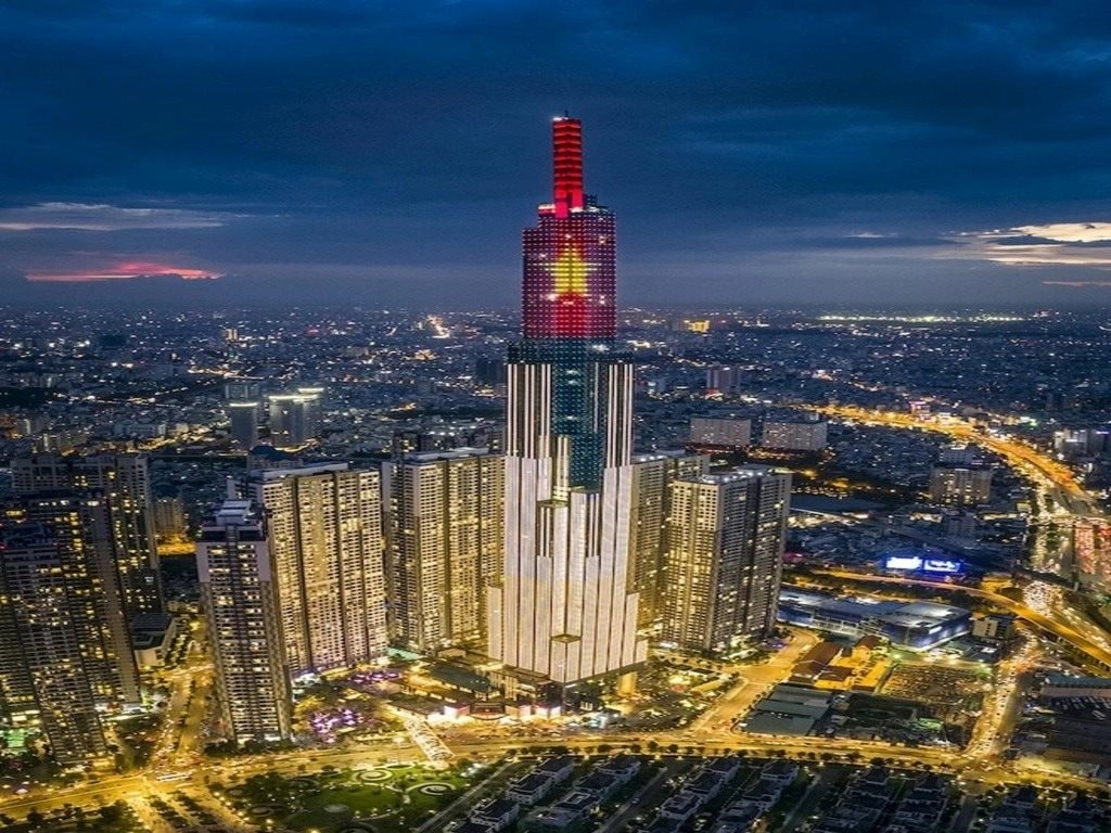 114.000 tỷ đầu tư cho 'chọc trời' và những 'ông lớn' đứng sau các tòa tháp cao nhất Việt Nam- Ảnh 2. 114.000 tỷ đầu tư cho 'chọc trời' và những 'ông lớn' đứng sau các tòa tháp cao nhất Việt Nam- Ảnh 2.