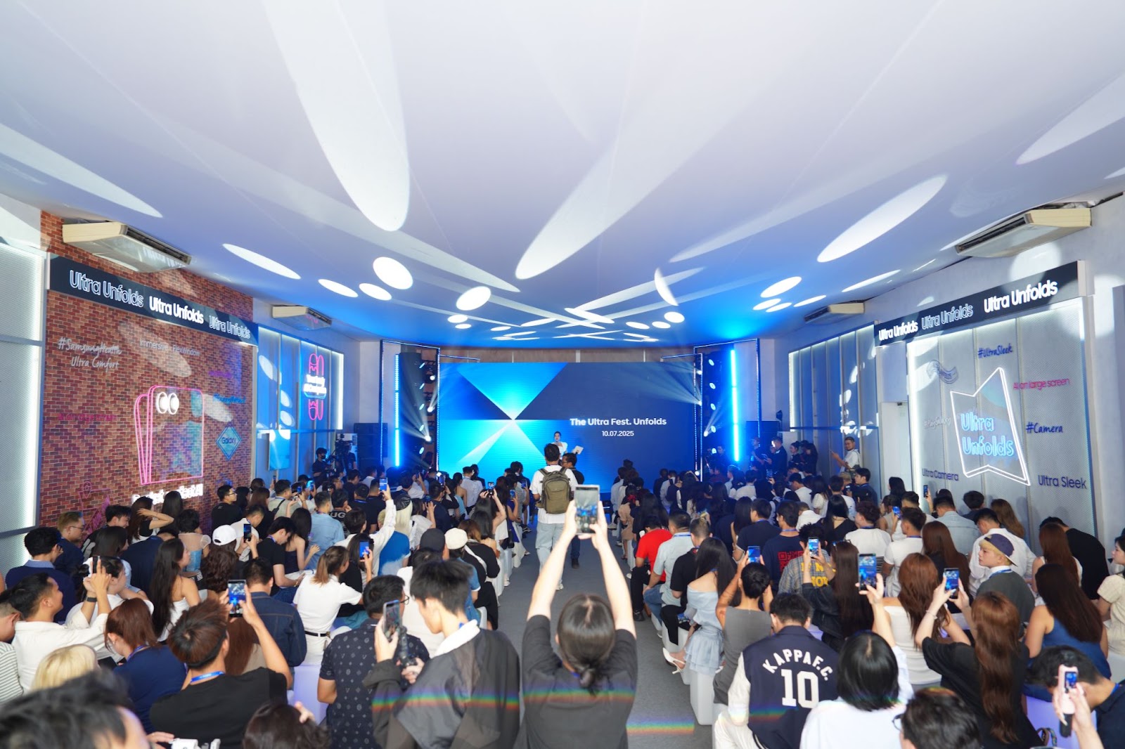 Samsung tổ chức ngày hội cho các nhà sáng tạo nội dung, truyền cảm hứng sáng tạo an toàn trong thời đại AI- Ảnh 1. Samsung tổ chức ngày hội cho các nhà sáng tạo nội dung, truyền cảm hứng sáng tạo an toàn trong thời đại AI- Ảnh 1.