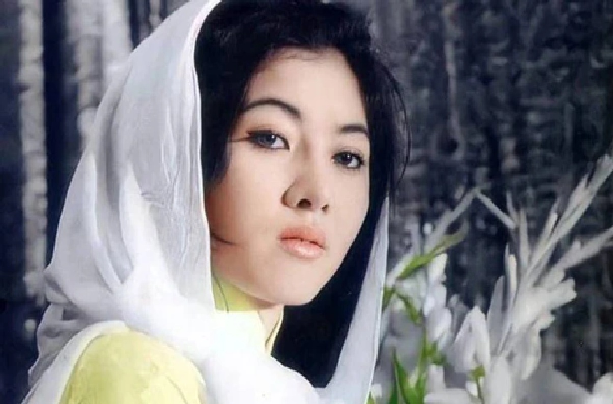 Hoa khôi cải lương: "Tôi giàu lắm, giàu nhất trong giới nghệ sĩ ở Việt Nam"- Ảnh 2.