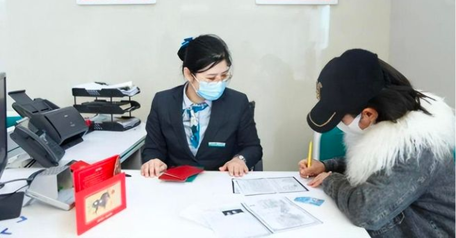 Chồng qua đời để lại sổ tiết kiệm 500 triệu đồng, vợ đi rút phát hiện còn 0 đồng, ngân hàng: "Chúng tôi có lỗi nhưng không chịu trách nhiệm"- Ảnh 3. Chồng qua đời để lại sổ tiết kiệm 500 triệu đồng, vợ đi rút phát hiện còn 0 đồng, ngân hàng: "Chúng tôi có lỗi nhưng không chịu trách nhiệm"- Ảnh 3.