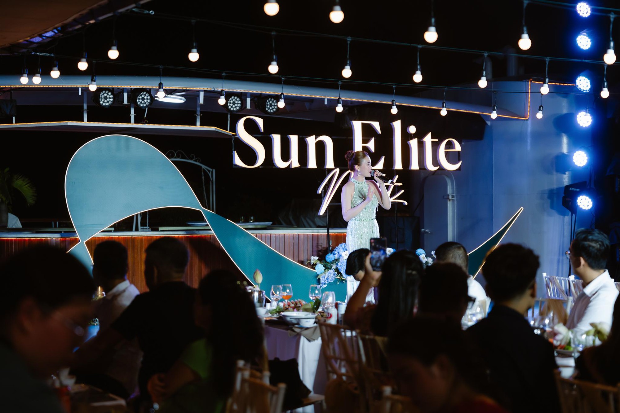 Sun Elite Night: Trải nghiệm chất sống thượng lưu giữa miền di sản- Ảnh 5. Sun Elite Night: Trải nghiệm chất sống thượng lưu giữa miền di sản- Ảnh 5.