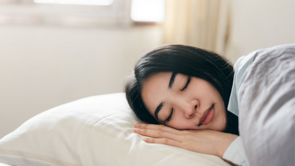6 sai lầm về lối sống khiến da bị hút cạn collagen, nhăn nheo kéo đầy: Làm 4 việc chống lão hóa, da trẻ thấy rõ mà không tốn kém- Ảnh 3. 6 sai lầm về lối sống khiến da bị hút cạn collagen, nhăn nheo kéo đầy: Làm 4 việc chống lão hóa, da trẻ thấy rõ mà không tốn kém- Ảnh 3.