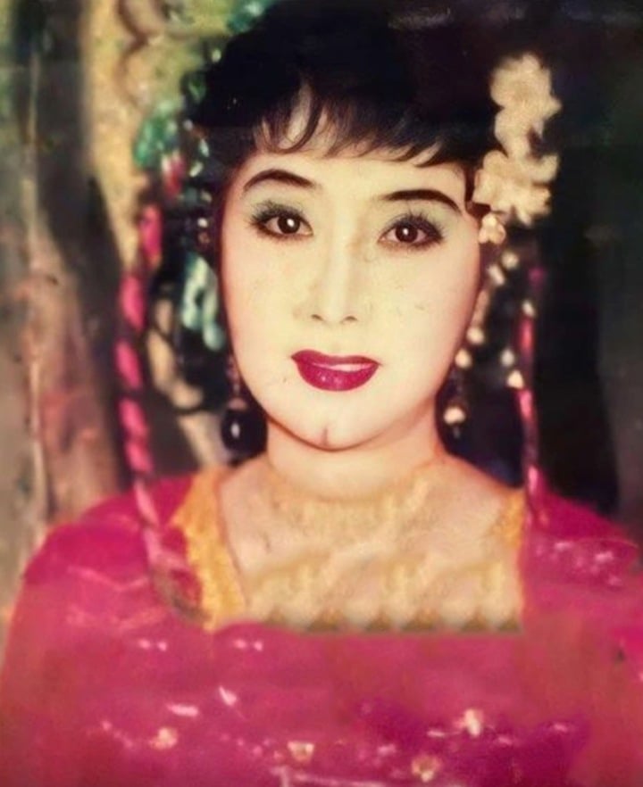 Đào chánh cải lương nổi tiếng nay bệnh tật, nương tựa vào người chồng bán vé số- Ảnh 1. Đào chánh cải lương nổi tiếng nay bệnh tật, nương tựa vào người chồng bán vé số- Ảnh 1.