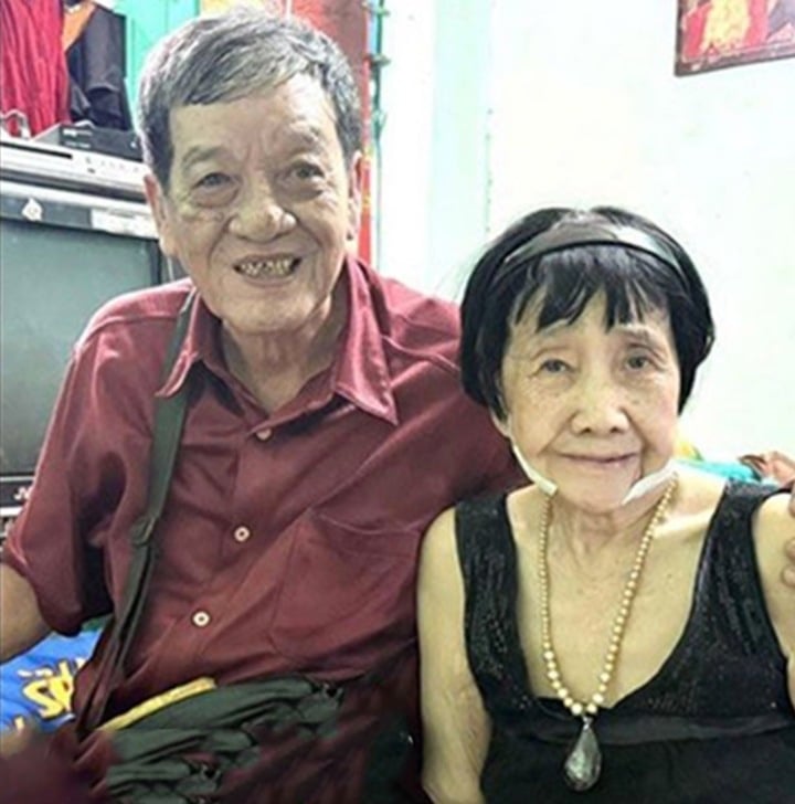 Đào chánh cải lương nổi tiếng nay bệnh tật, nương tựa vào người chồng bán vé số- Ảnh 2. Đào chánh cải lương nổi tiếng nay bệnh tật, nương tựa vào người chồng bán vé số- Ảnh 2.