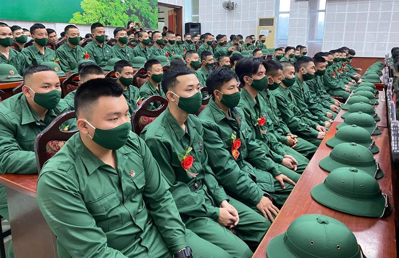 Bộ Quốc phòng trả lời về việc cố tình xăm hình để trốn tránh nghĩa vụ quân sự- Ảnh 1. Bộ Quốc phòng trả lời về việc cố tình xăm hình để trốn tránh nghĩa vụ quân sự- Ảnh 1.
