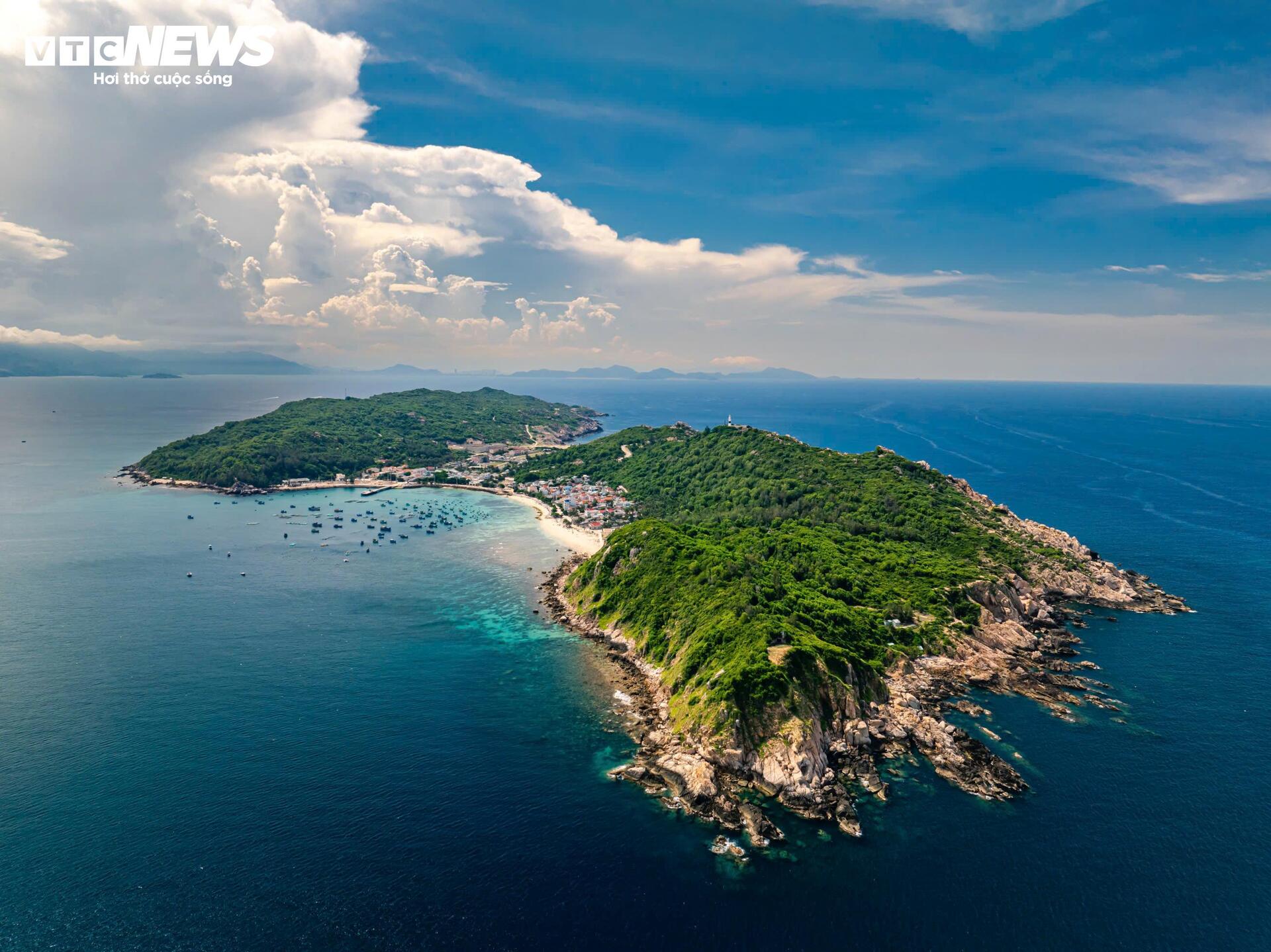 Nếu bạn mệt mỏi nơi thành phố ồn ào, hãy về với làng chài giữa biển Gia Lai- Ảnh 1. Nếu bạn mệt mỏi nơi thành phố ồn ào, hãy về với làng chài giữa biển Gia Lai- Ảnh 1.