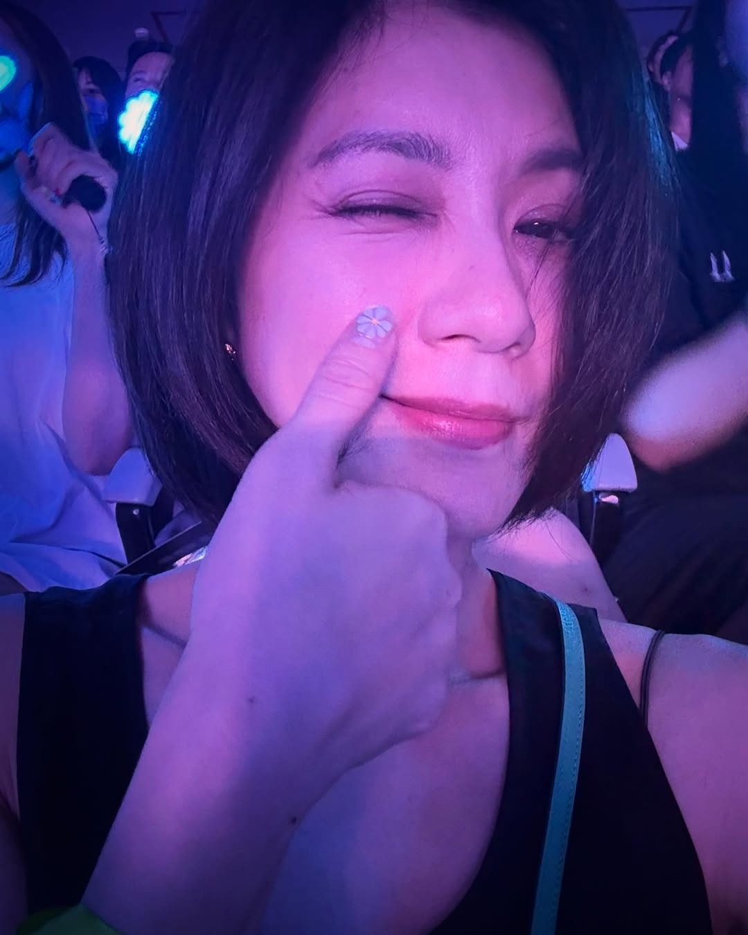 Đại hội sao tại concert G-Dragon: Bạn thân Lee Soo Hyuk bay đến tận nơi, Giả Tịnh Văn và bạn thân Từ Hy Viên bị "ném đá" chiêu trò- Ảnh 7. Đại hội sao tại concert G-Dragon: Bạn thân Lee Soo Hyuk bay đến tận nơi, Giả Tịnh Văn và bạn thân Từ Hy Viên bị "ném đá" chiêu trò- Ảnh 7.