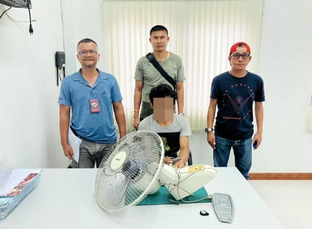 Ăn trộm chiếc quạt về nhà, người đàn ông lập tức phải "trả giá", dân mạng biết chuyện thì cười bò- Ảnh 3. Ăn trộm chiếc quạt về nhà, người đàn ông lập tức phải "trả giá", dân mạng biết chuyện thì cười bò- Ảnh 3.