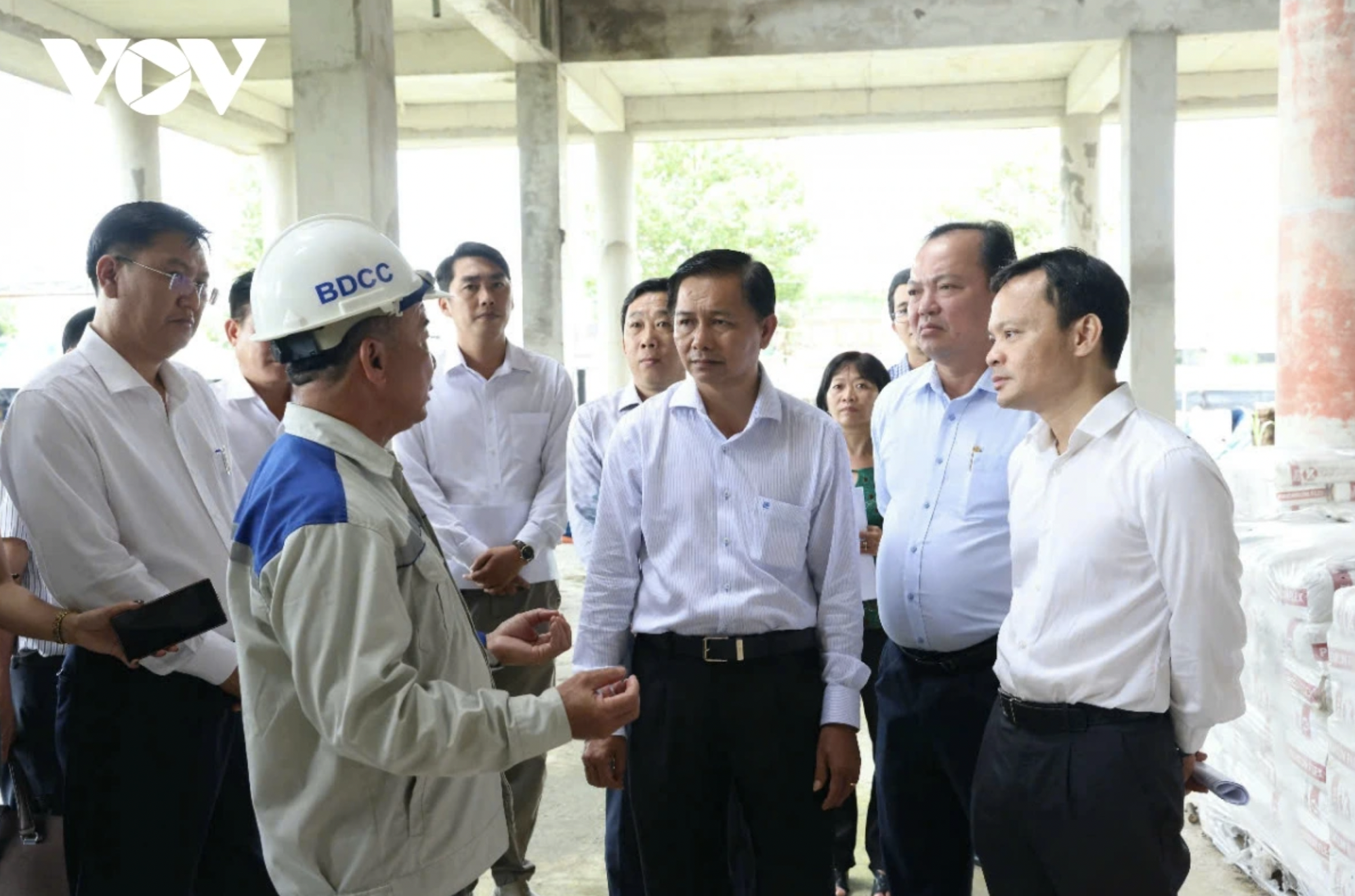 Thủ tướng yêu cầu hoàn thành gấp 1 bệnh viện nghìn tỷ, lớn nhất 1 khu vực: 'Rất khẩn cấp, phải quyết tâm'- Ảnh 4. Thủ tướng yêu cầu hoàn thành gấp 1 bệnh viện nghìn tỷ, lớn nhất 1 khu vực: 'Rất khẩn cấp, phải quyết tâm'- Ảnh 4.