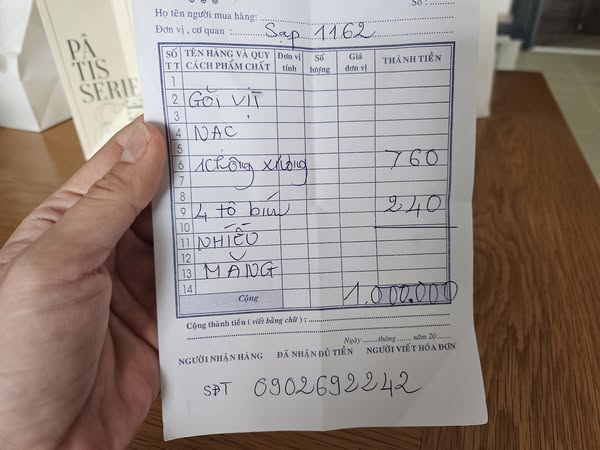 Diễn biến vụ bún vịt có giá 1 triệu đồng tại chợ Bến Thành- Ảnh 1. Diễn biến vụ bún vịt có giá 1 triệu đồng tại chợ Bến Thành- Ảnh 1.
