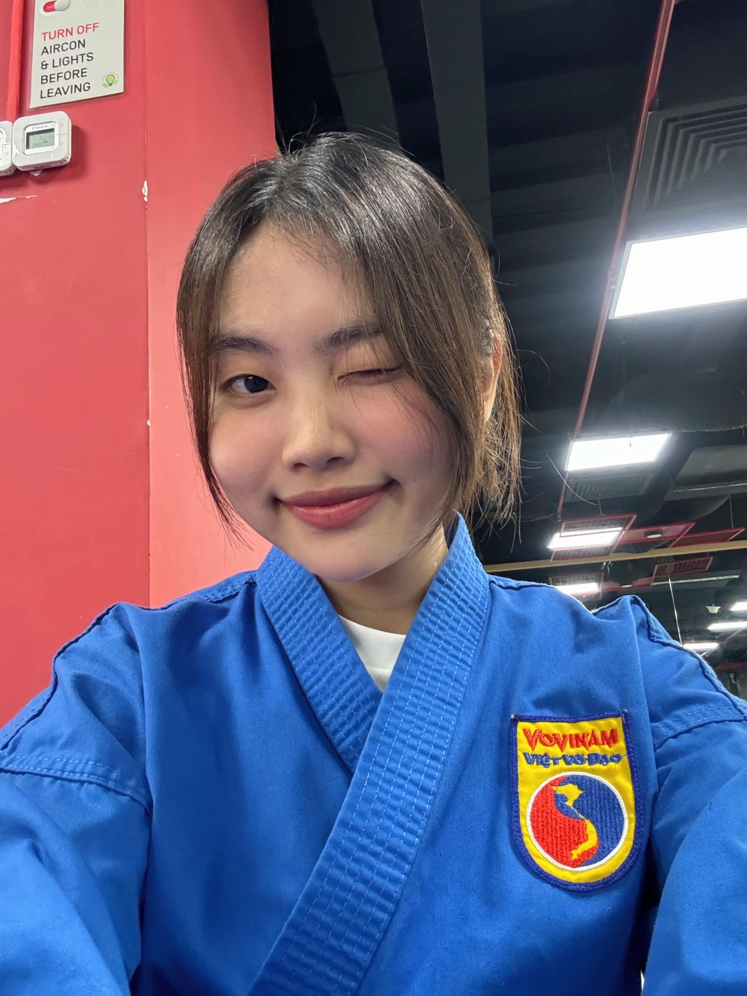Phương Mỹ Chi chăm thể thao: Múa võ Vovinam khiến giám khảo quốc tế trầm trồ, mặc áo mưa tập độ dáng, ai còn body-shaming?- Ảnh 3. Phương Mỹ Chi chăm thể thao: Múa võ Vovinam khiến giám khảo quốc tế trầm trồ, mặc áo mưa tập độ dáng, ai còn body-shaming?- Ảnh 3.