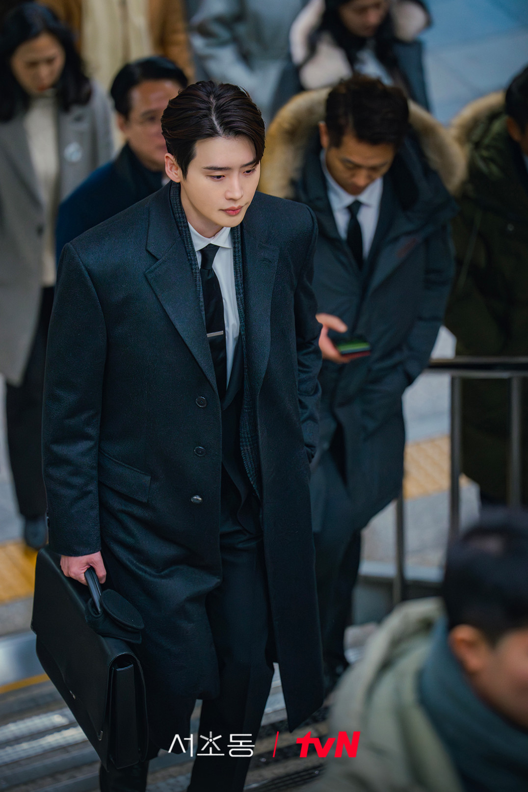 Showbiz có mỹ nam mặc quân phục là đẹp lên gấp tỷ lần, vạn vật đều thua nhan sắc này- Ảnh 5.