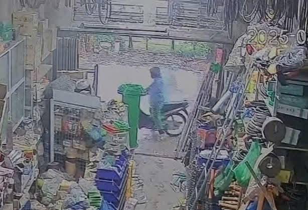 Người phụ nữ ở Hà Nội mất liên lạc, để lại con nhỏ 4 tháng tuổi: Chồng tiết lộ những dấu hiệu bất thường- Ảnh 2. Người phụ nữ ở Hà Nội mất liên lạc, để lại con nhỏ 4 tháng tuổi: Chồng tiết lộ những dấu hiệu bất thường- Ảnh 2.
