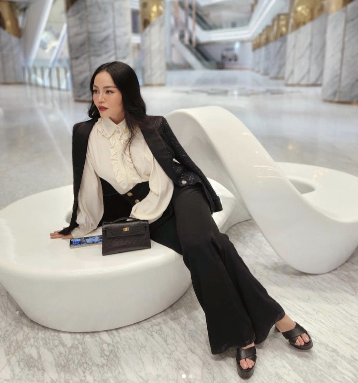 Bất ngờ với Bất ngờ với