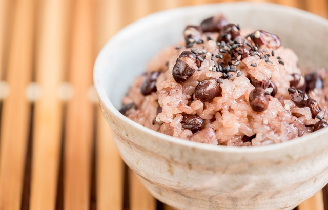 Cơm nấu kiểu này giàu protein ngang ăn 100g thịt bò, chuyên gia Mỹ hết lời khen: Rất dễ thực hiện- Ảnh 4. Cơm nấu kiểu này giàu protein ngang ăn 100g thịt bò, chuyên gia Mỹ hết lời khen: Rất dễ thực hiện- Ảnh 4.