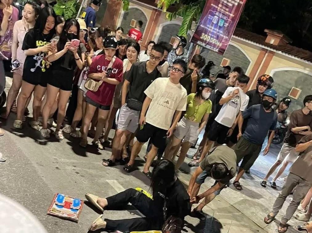 “Hot girl Ngân Baby” vừa bị công an tạm giữ hình sự là ai ?- Ảnh 3. “Hot girl Ngân Baby” vừa bị công an tạm giữ hình sự là ai ?- Ảnh 3.