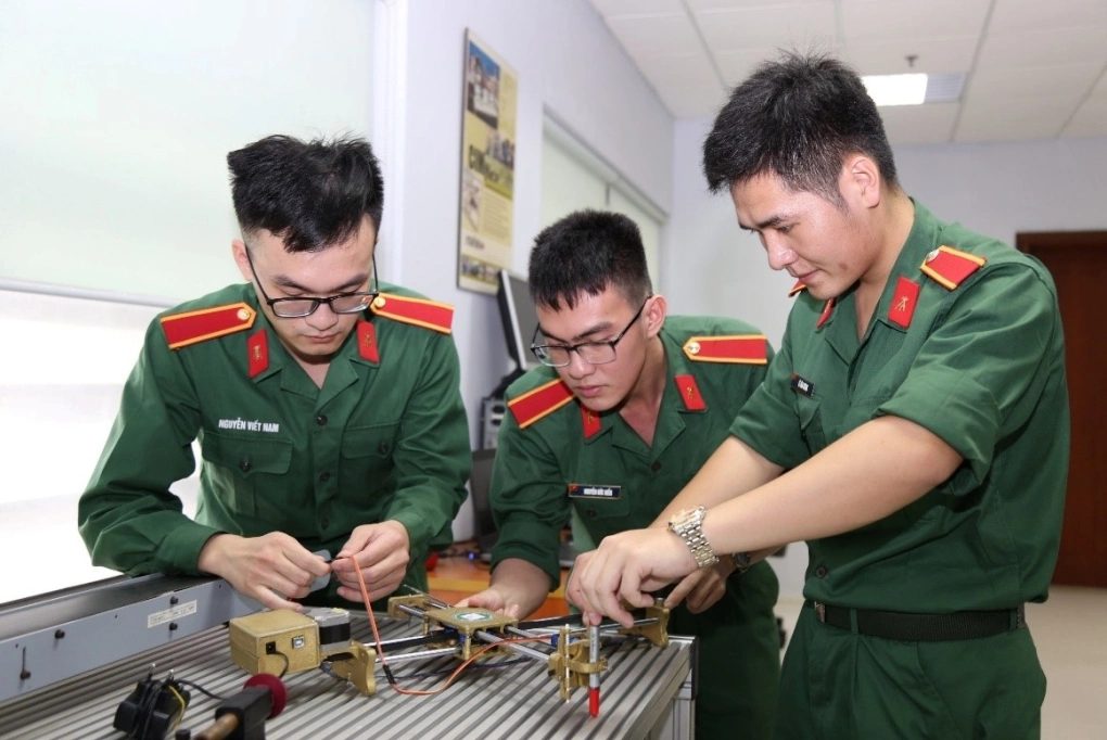 Không chỉ Sư phạm, đây là trường ĐH cũng miễn hoàn toàn học phí cho sinh viên: Chỉ có khoảng 360 suất, đầu vào "không phải dạng vừa"- Ảnh 1. Không chỉ Sư phạm, đây là trường ĐH cũng miễn hoàn toàn học phí cho sinh viên: Chỉ có khoảng 360 suất, đầu vào "không phải dạng vừa"- Ảnh 1.