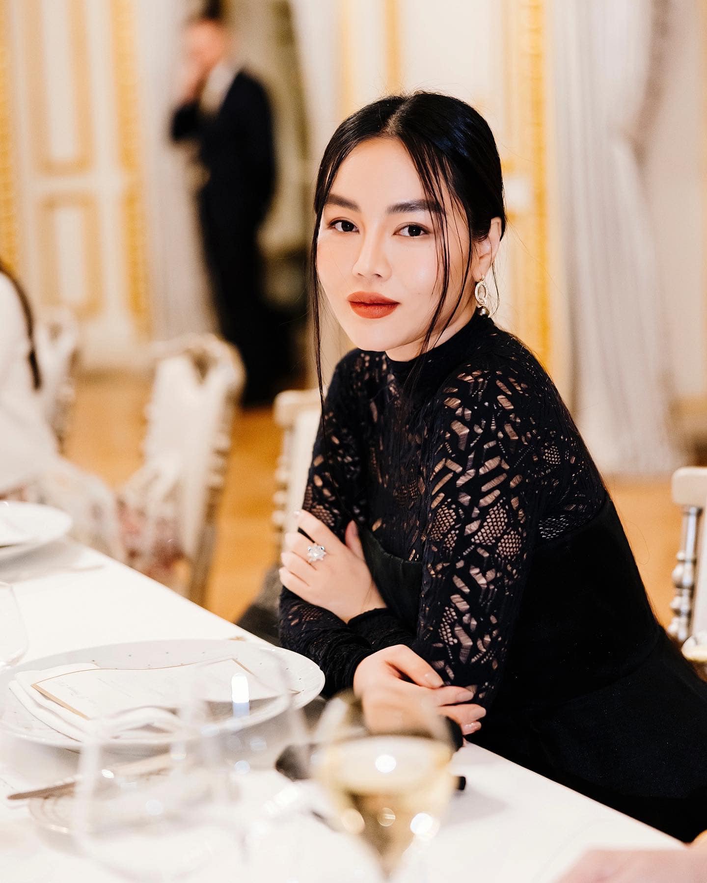 Bất ngờ với Bất ngờ với