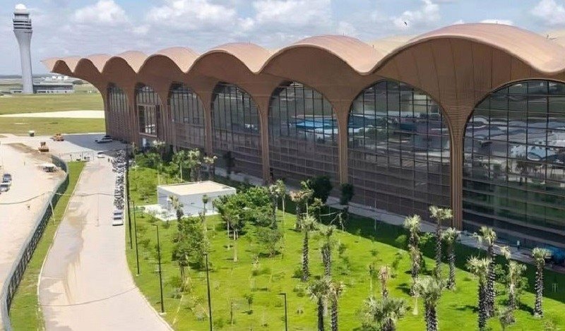 Campuchia chuẩn bị vận hành công trình 1,5 tỷ USD do Trung Quốc xây dựng, kỳ vọng lớn nhất châu Á- Ảnh 1. Campuchia chuẩn bị vận hành công trình 1,5 tỷ USD do Trung Quốc xây dựng, kỳ vọng lớn nhất châu Á- Ảnh 1.