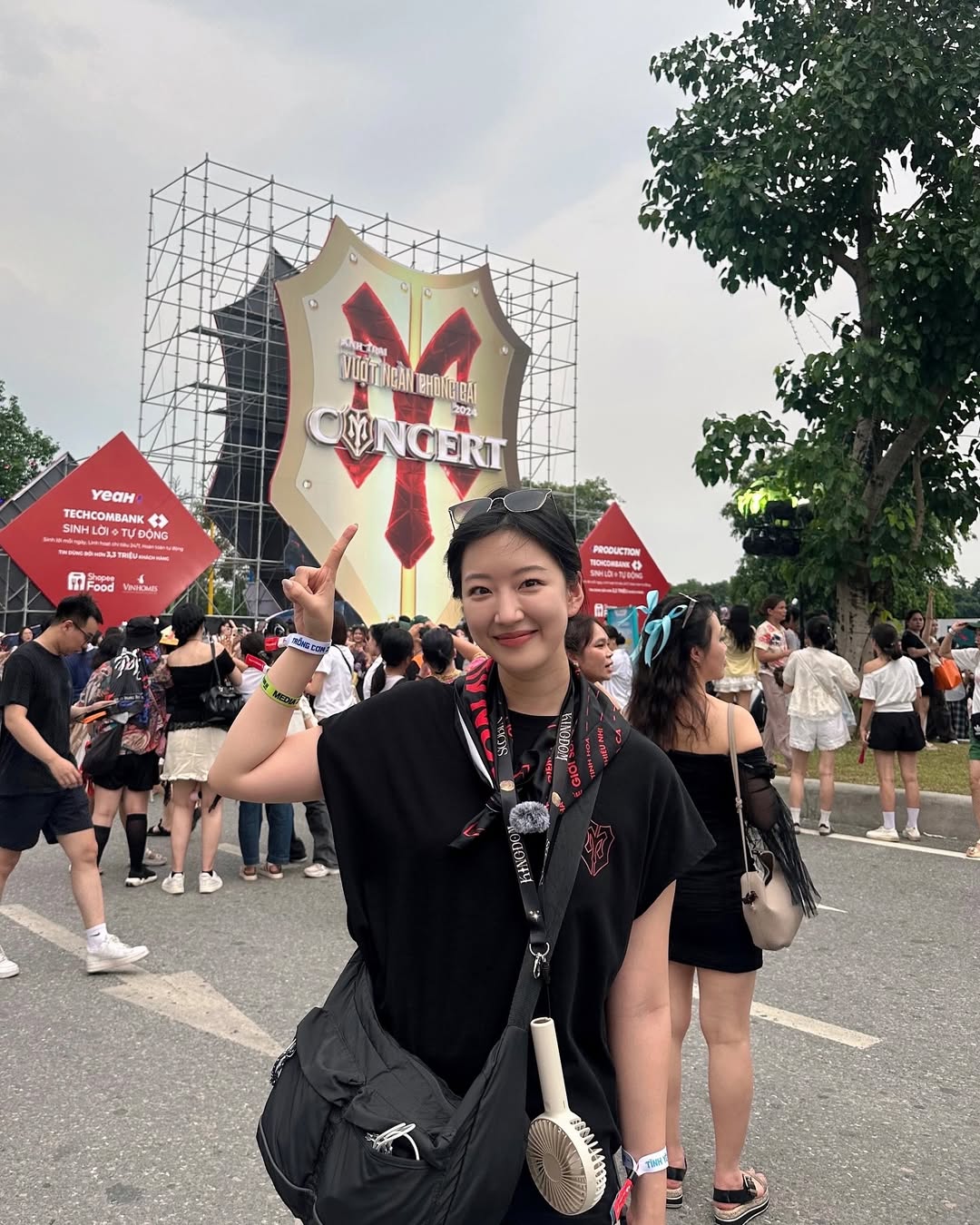 Cô gái Hàn lên tiếng đính chính khi bị nhận nhầm là người gây gổ trong tiệm photobooth Hà Nội- Ảnh 4. Cô gái Hàn lên tiếng đính chính khi bị nhận nhầm là người gây gổ trong tiệm photobooth Hà Nội- Ảnh 4.