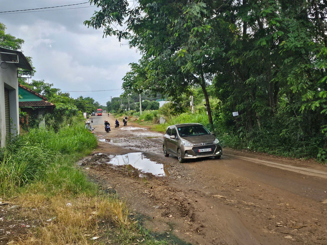 Hơn 10 năm chưa làm xong tuyến đường dài 2 km- Ảnh 5. Hơn 10 năm chưa làm xong tuyến đường dài 2 km- Ảnh 5.