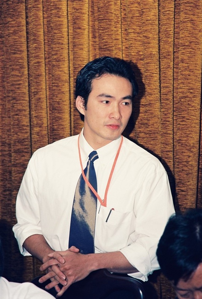 Nam nghệ sĩ đình đám rời showbiz Việt, giờ là đại gia, giám đốc bảo tàng, sống giàu sang bên vợ 3- Ảnh 1. Nam nghệ sĩ đình đám rời showbiz Việt, giờ là đại gia, giám đốc bảo tàng, sống giàu sang bên vợ 3- Ảnh 1.