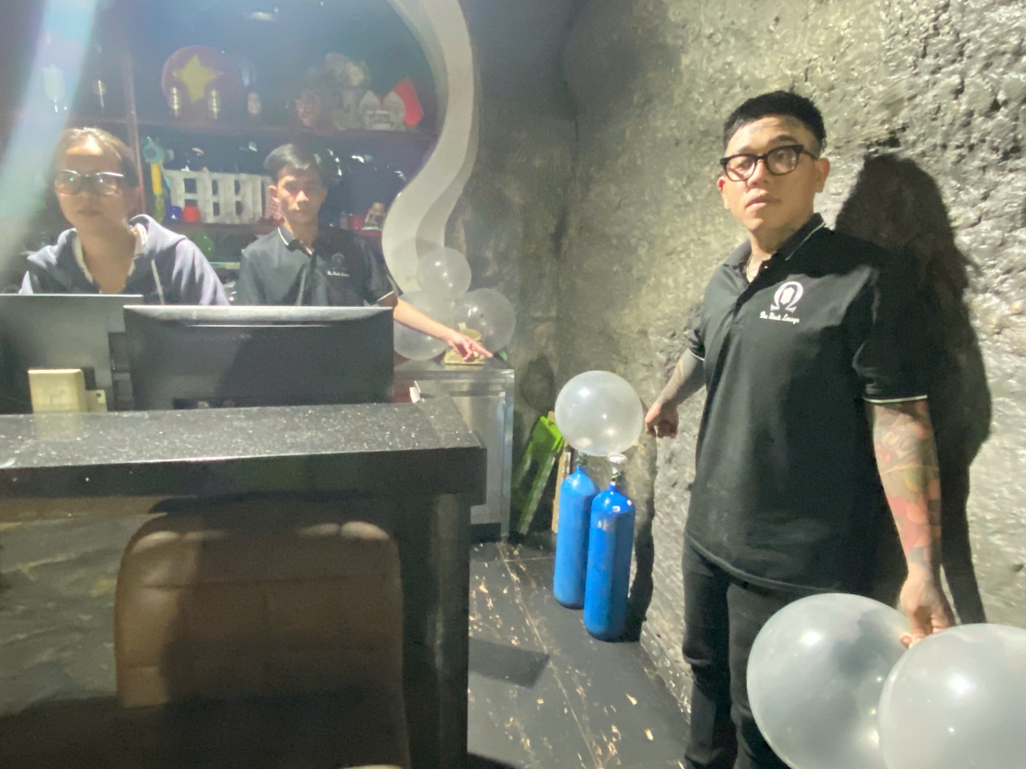 Bên trong vũ trường thu lợi trăm tỉ vừa bị Công an TP HCM triệt phá- Ảnh 10. Bên trong vũ trường thu lợi trăm tỉ vừa bị Công an TP HCM triệt phá- Ảnh 10.