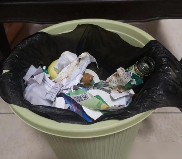 Rước họa vào thân vì đặt 5 vật tối kỵ trong phòng ngủ- Ảnh 5. Rước họa vào thân vì đặt 5 vật tối kỵ trong phòng ngủ- Ảnh 5.