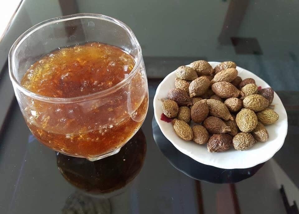 Người dân Đà Nẵng đổ vào rừng nhặt "lộc trời" bay có giá đến nửa triệu/kg: Công dụng tuyệt vời thế này bảo sao "đắt đỏ"?- Ảnh 4. Người dân Đà Nẵng đổ vào rừng nhặt "lộc trời" bay có giá đến nửa triệu/kg: Công dụng tuyệt vời thế này bảo sao "đắt đỏ"?- Ảnh 4.