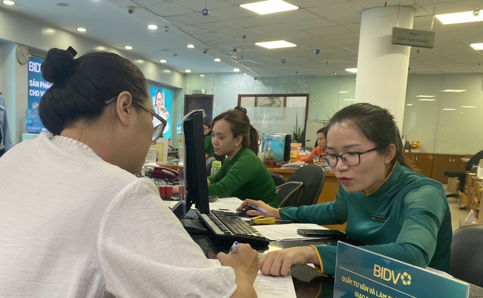 Dư nợ tín dụng trên địa bản NHNN Khu vực 2 tăng lên hơn 5,3 triệu tỷ đồng- Ảnh 1. Dư nợ tín dụng trên địa bản NHNN Khu vực 2 tăng lên hơn 5,3 triệu tỷ đồng- Ảnh 1.