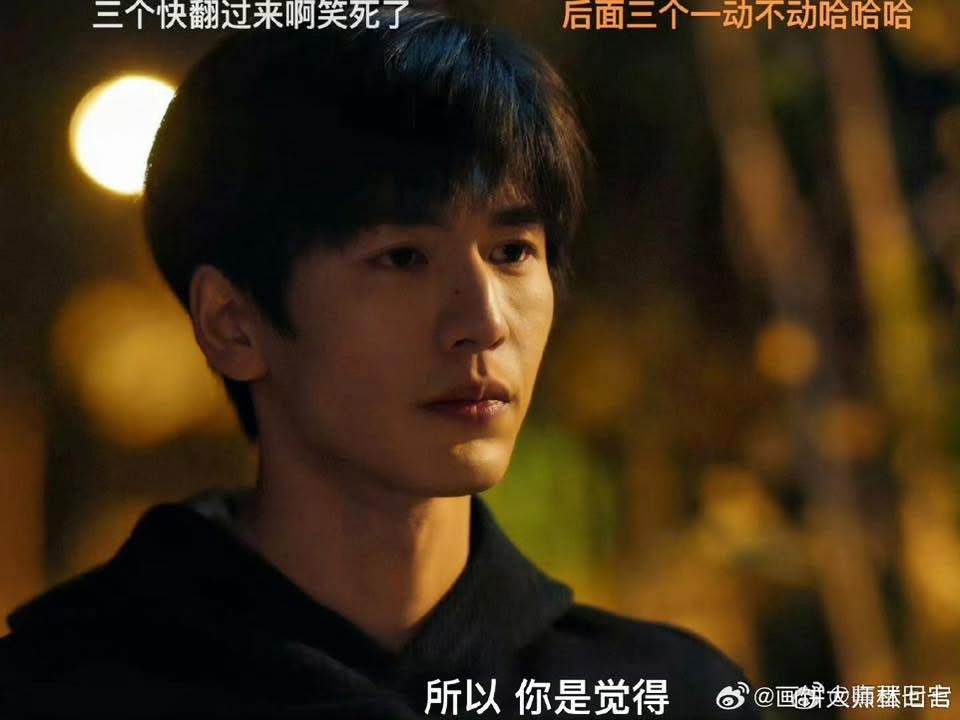 Chẳng ai đóng vai học sinh mà già như mỹ nam này, nhìn như cá biệt 10 năm chưa ra nổi trường- Ảnh 4.