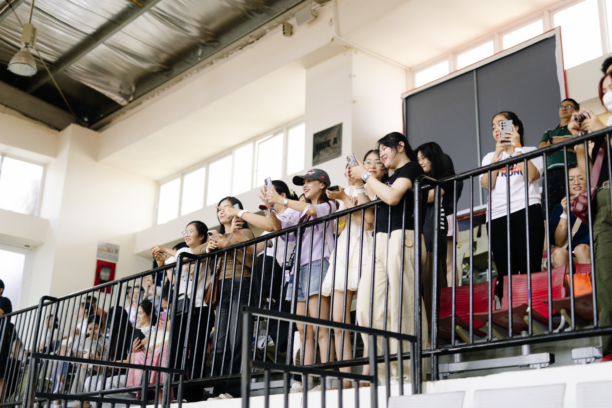 Khối nghỉ hè: "Hè mà chỉ ở nhà thì chán lắm", phụ huynh TP.HCM chi 20 triệu đồng cho con tự chọn trải nghiệm- Ảnh 1. Khối nghỉ hè: "Hè mà chỉ ở nhà thì chán lắm", phụ huynh TP.HCM chi 20 triệu đồng cho con tự chọn trải nghiệm- Ảnh 1.