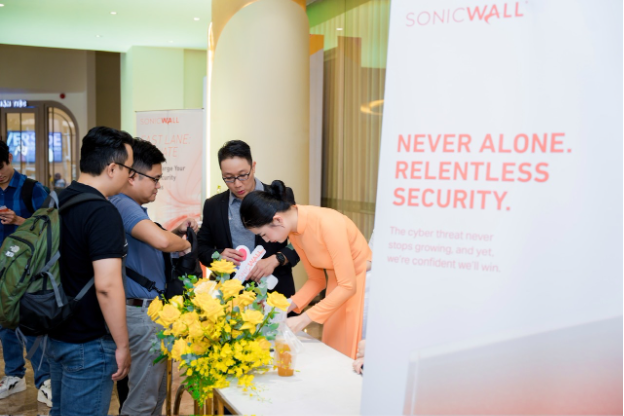 SonicWall – 30 năm giữ vững bản lĩnh tiên phong trong thế giới an ninh mạng- Ảnh 1. SonicWall – 30 năm giữ vững bản lĩnh tiên phong trong thế giới an ninh mạng- Ảnh 1.