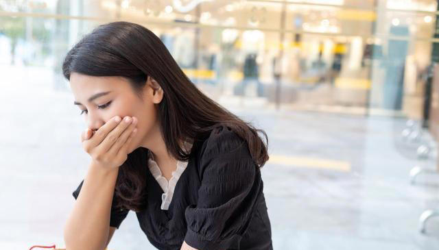 Người bị gan nhiễm mỡ thường có 4 dấu hiệu này khi ăn: Nếu bạn không có cả 4 thì xin chúc mừng!- Ảnh 2.