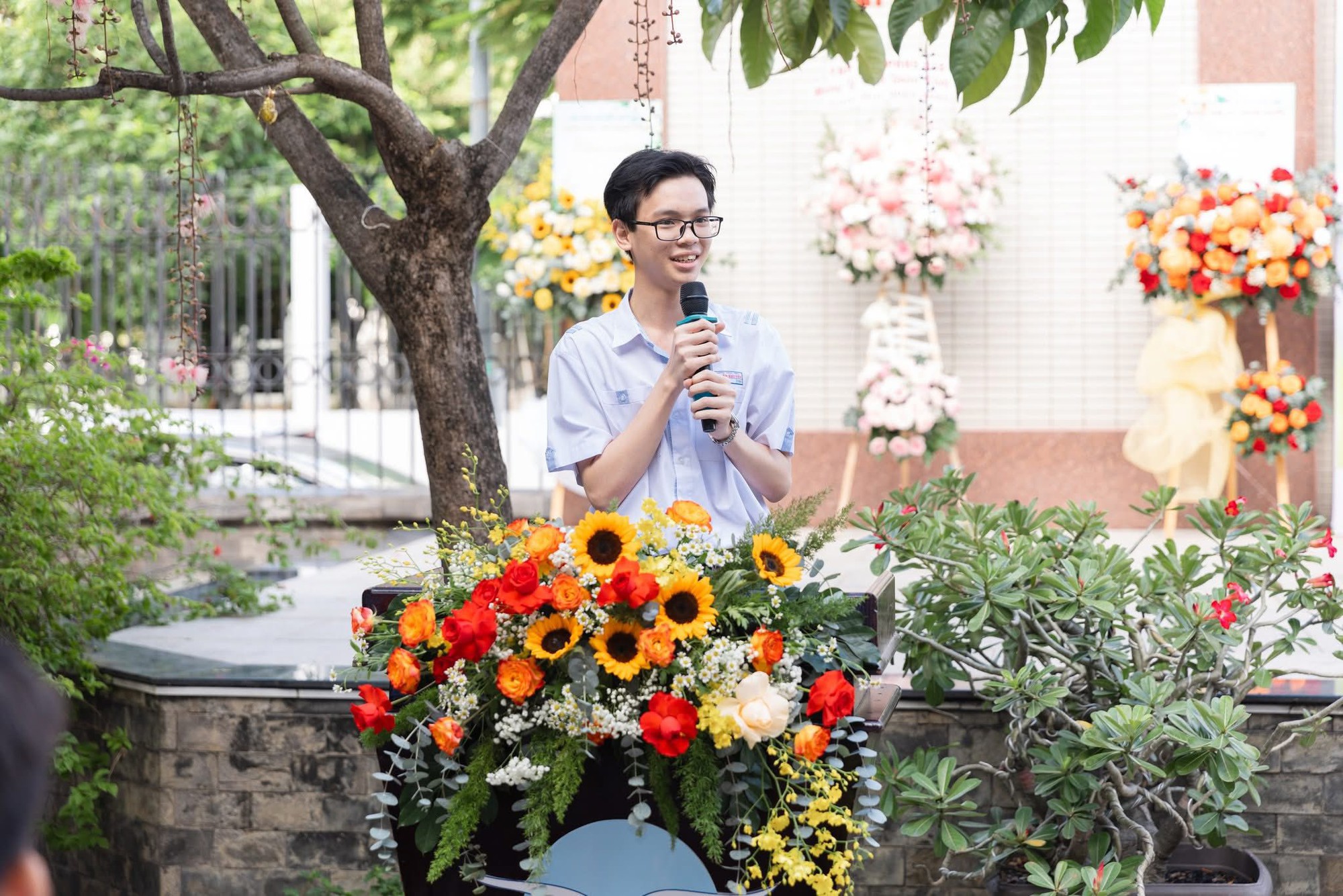 Lộ diện thủ khoa khối B toàn quốc đến từ trường tư thục: Từng ‘ẵm’ 2 giải Nhất môn Toán của thành phố, đạt 1038 điểm trong kỳ thi ĐGNL- Ảnh 2. Lộ diện thủ khoa khối B toàn quốc đến từ trường tư thục: Từng ‘ẵm’ 2 giải Nhất môn Toán của thành phố, đạt 1038 điểm trong kỳ thi ĐGNL- Ảnh 2.