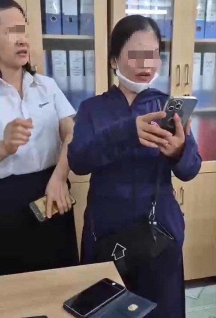 Bi lừa cài app điện lực giả, một nữ giáo viên ở Hà Tĩnh mất gần 1,5 tỉ đồng- Ảnh 1. Bi lừa cài app điện lực giả, một nữ giáo viên ở Hà Tĩnh mất gần 1,5 tỉ đồng- Ảnh 1.