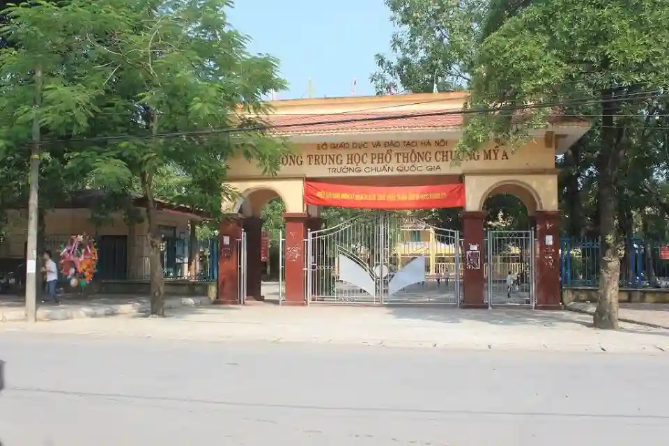 Trường THPT Chương Mỹ A gây sốt với thủ khoa 3 điểm 10: Đầu vào “dễ thở” nhưng thành tích vô địch ở kỳ thi hút 100.000 thí sinh- Ảnh 3.