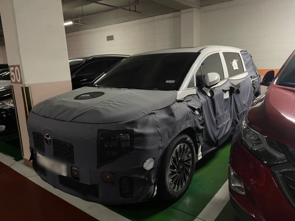 'Bắt gặp' Hyundai Custin facelift: Trông bề thế hơn nhờ lấy nét của Palisade, địa điểm xuất hiện gây bất ngờ- Ảnh 1. 'Bắt gặp' Hyundai Custin facelift: Trông bề thế hơn nhờ lấy nét của Palisade, địa điểm xuất hiện gây bất ngờ- Ảnh 1.