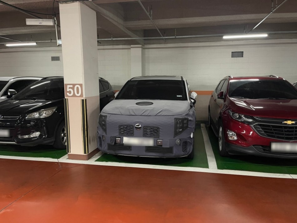 'Bắt gặp' Hyundai Custin facelift: Trông bề thế hơn nhờ lấy nét của Palisade, địa điểm xuất hiện gây bất ngờ- Ảnh 13. 'Bắt gặp' Hyundai Custin facelift: Trông bề thế hơn nhờ lấy nét của Palisade, địa điểm xuất hiện gây bất ngờ- Ảnh 13.