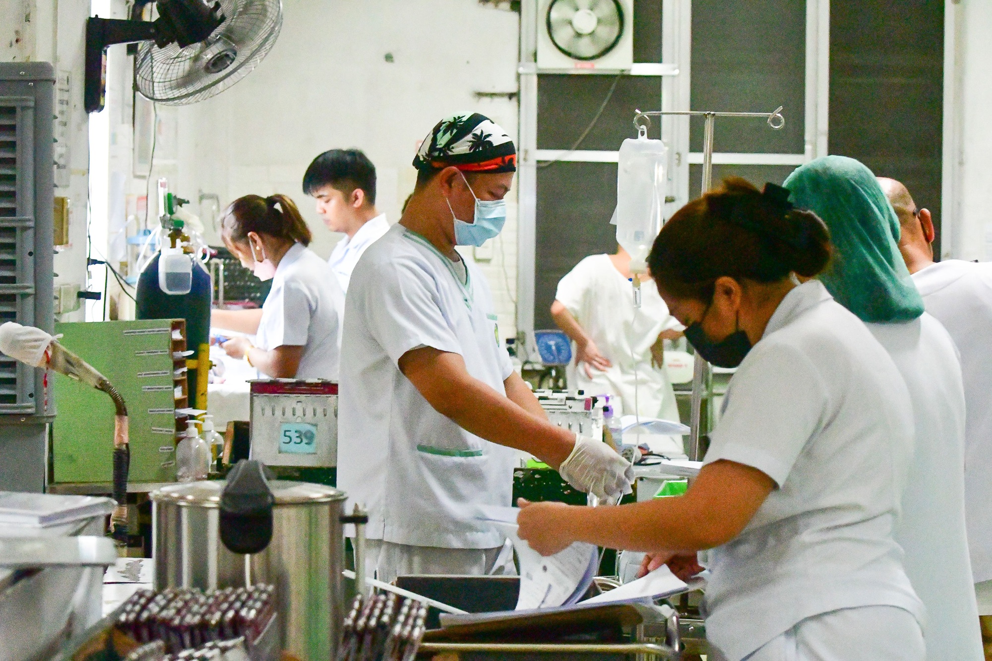 Miễn viện phí toàn dân: Bài học từ 4 quốc gia Đông Nam Á- Ảnh 4. Miễn viện phí toàn dân: Bài học từ 4 quốc gia Đông Nam Á- Ảnh 4.
