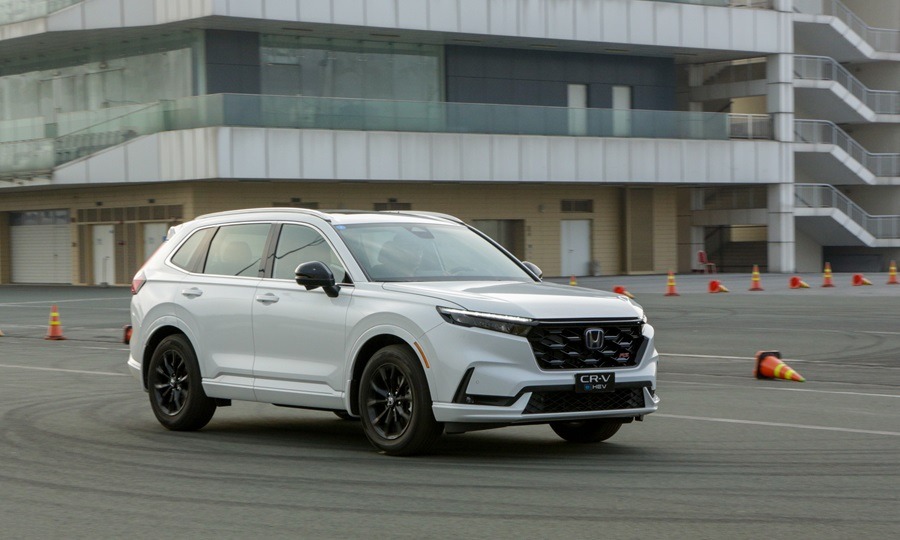 Sau khuyến mại, Hyundai Santa Fe bất ngờ 'ngang giá' - chọn xe nào?- Ảnh 2. Sau khuyến mại, Hyundai Santa Fe bất ngờ 'ngang giá' - chọn xe nào?- Ảnh 2.