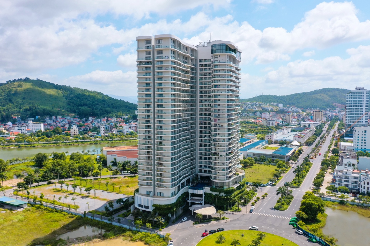 Citadines Marina Halong – Trải nghiệm nghỉ dưỡng sống xanh giữa lòng Hạ Long- Ảnh 1. Citadines Marina Halong – Trải nghiệm nghỉ dưỡng sống xanh giữa lòng Hạ Long- Ảnh 1.