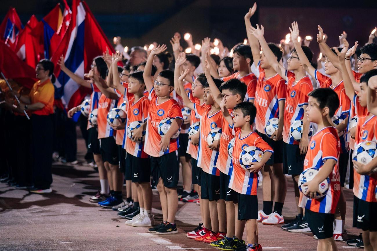 Dấu ấn từ Giải Bóng đá Công an, Cảnh sát các nước ASEAN mở rộng 2025- Ảnh 3. Dấu ấn từ Giải Bóng đá Công an, Cảnh sát các nước ASEAN mở rộng 2025- Ảnh 3.