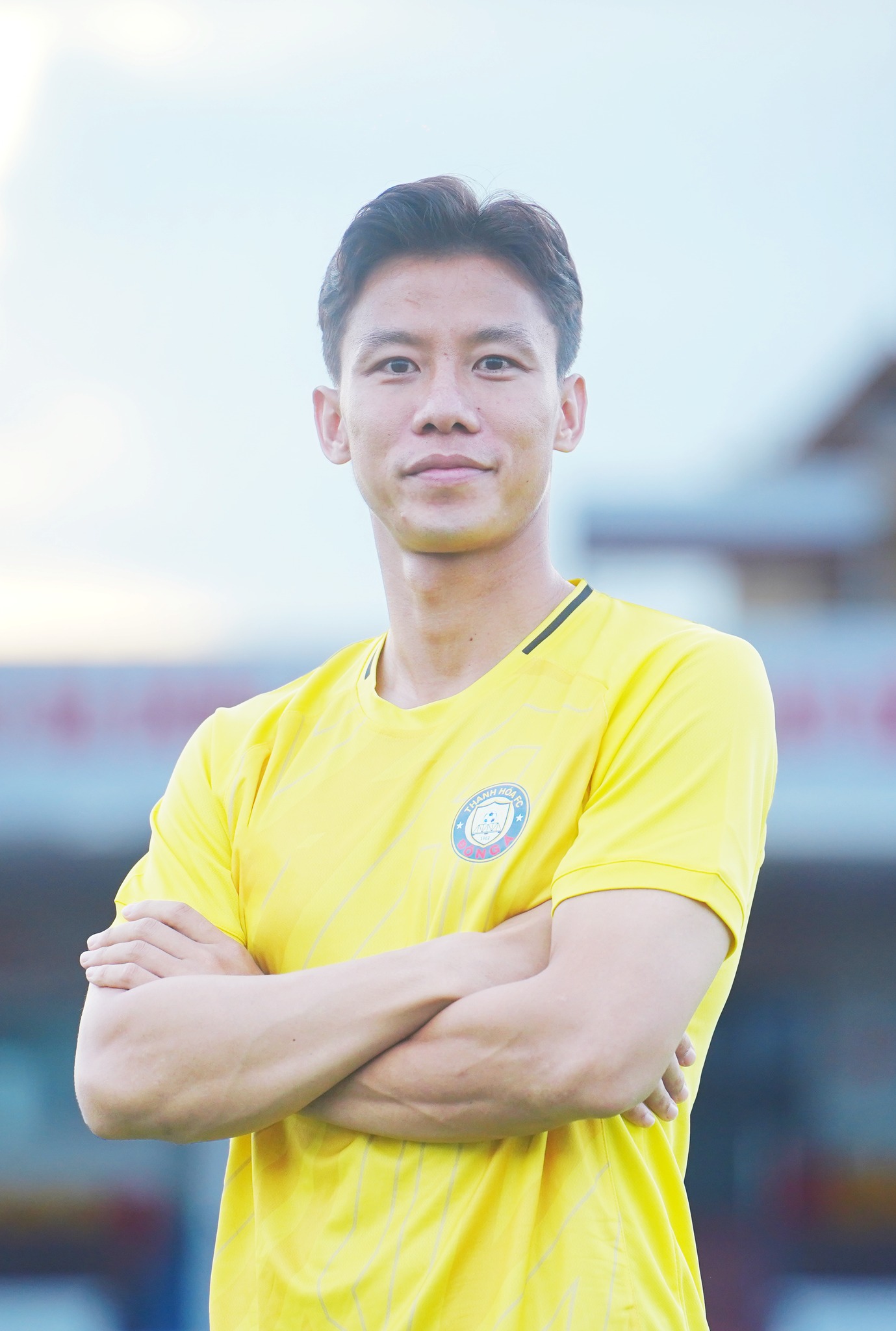 Quế Ngọc Hải và hành trình chuyển nhượng xôn xao V.League: Tuổi 32 vẫn nhận lót tay “khủng” cỡ nào?- Ảnh 1. Quế Ngọc Hải và hành trình chuyển nhượng xôn xao V.League: Tuổi 32 vẫn nhận lót tay “khủng” cỡ nào?- Ảnh 1.